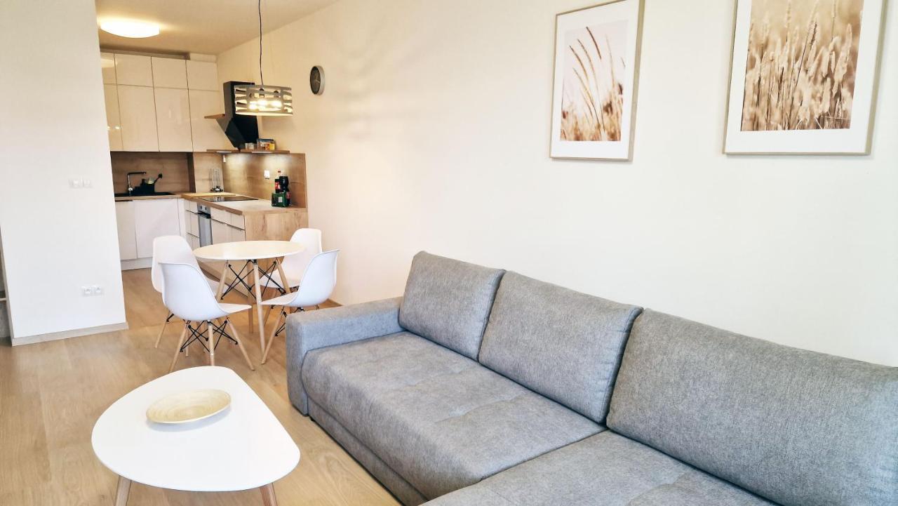 Luxo 2 Room Apartments By Bratislavatrip Dış mekan fotoğraf